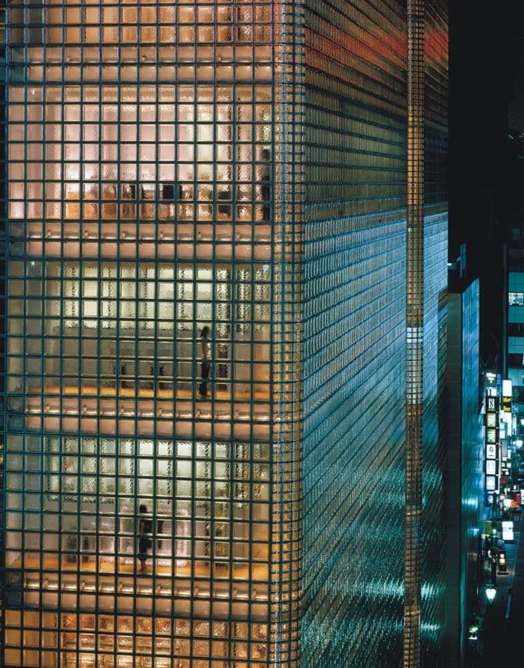 Maison Hermès glass blocks