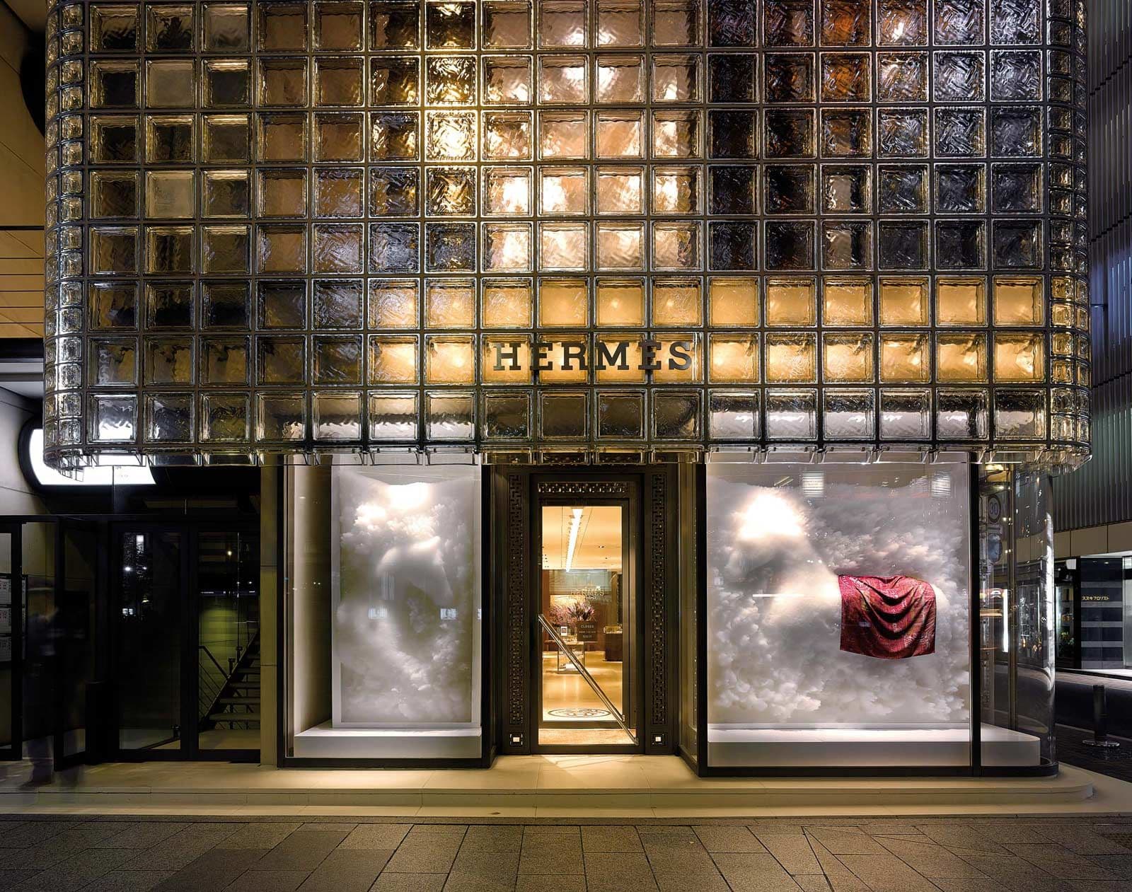 Maison Hermès glass blocks